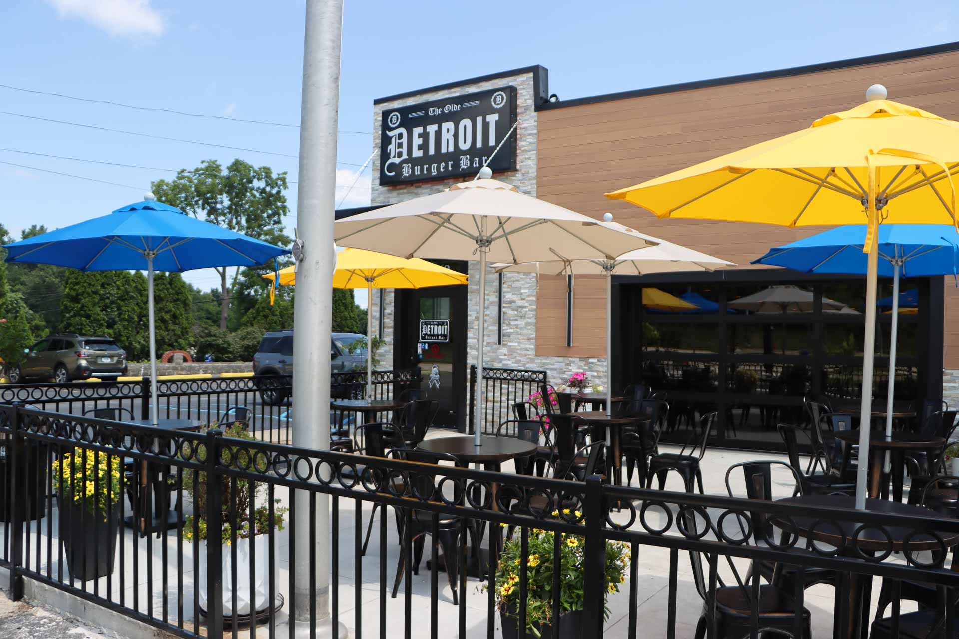 The Olde Detroit Burger Bar Restaurant Exterior Lake Orion, Michigan